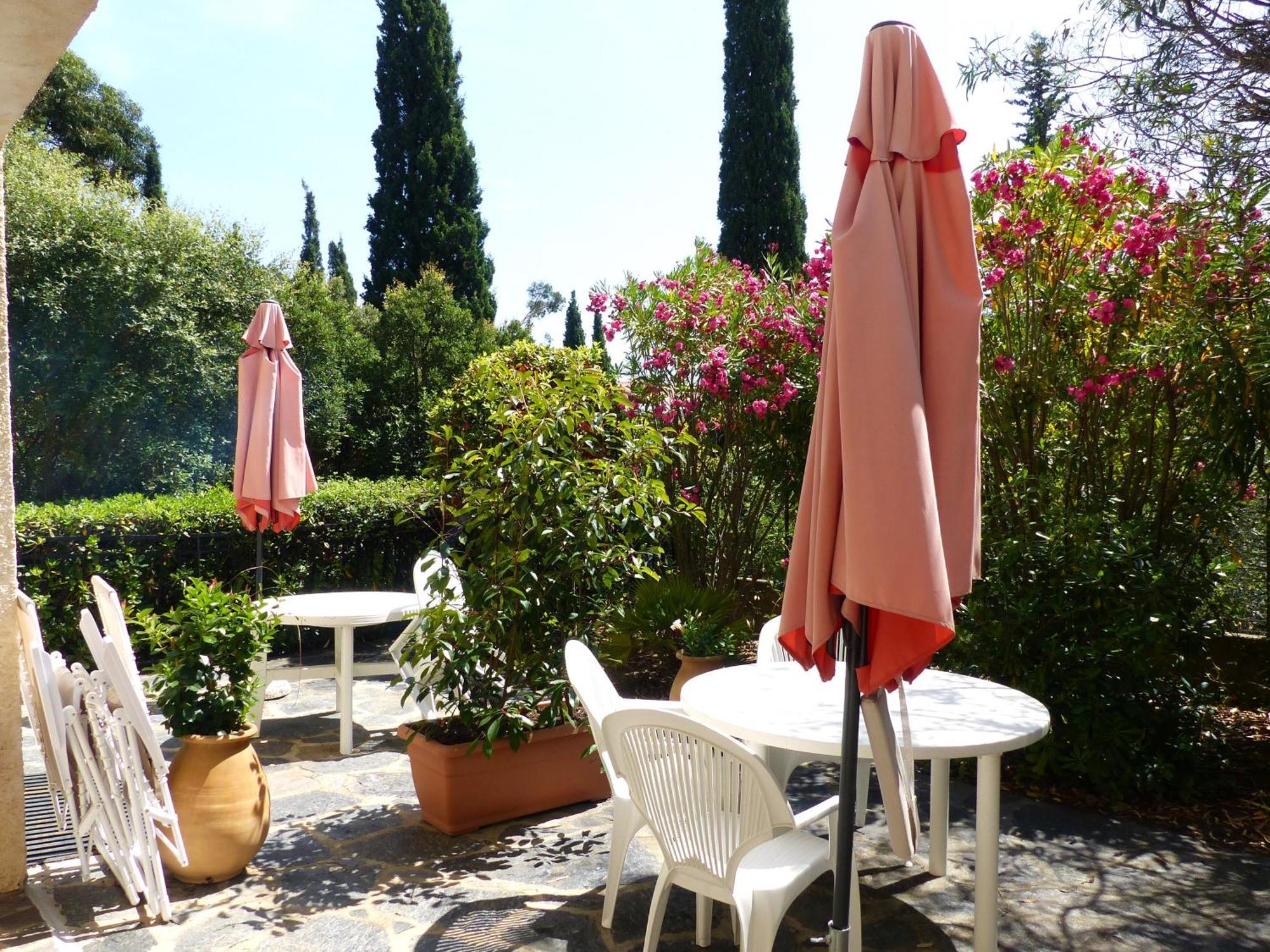 Hôtel Cap Soleil Cavalaire-sur-Mer Eksteriør billede